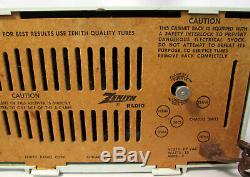 Zenith Tabletop Clock Tube Radio Model 2-2033, 1960s, Light Mint Green (Works)