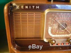 Zenith Trans-Oceanic Radio R-520/URR