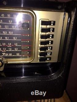 Zenith Trans Oceanic Wave Magnet Model R600 Radio with(5) Tubes WORKING IMMACULATE
