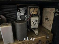 Zenith Trans-Oceanic Wave Magnet Tube Radio Model R-600 Working