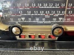 Zenith Transoceanic B600 Vintage 6 Bands tube radio Working Condition