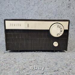 Zenith Tube Radio AM Vintage 1960's MCM Model J506C Black Tabletop Tested Works