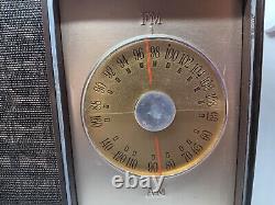 Zenith Vintage Am/Fm Tube Clock Radio Model M729