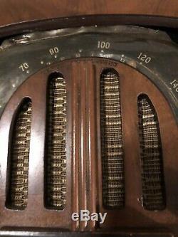 Zenith Vintage Tube Radio Table Top Works Needs Antenna Dials In On Lcal Statn